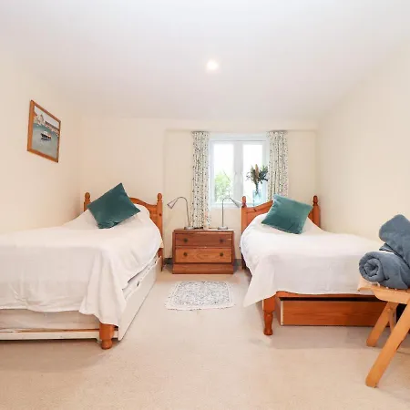Holiday home The Barley Crush *